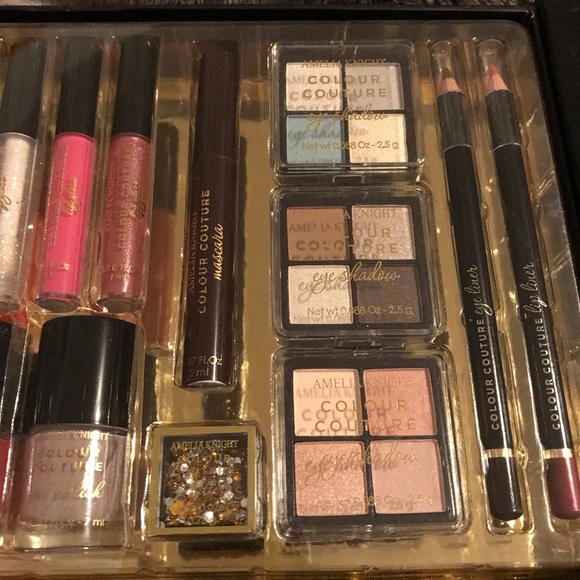 Amelia Knight - Colour Couture - Makeup Set 20 pcs - Picture 7 of 8
